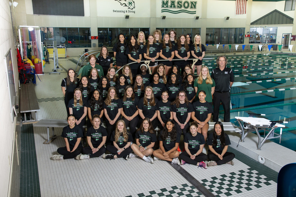 This week's El Caporal Mason Team of the Week is the Mason Girls Swim Team. 